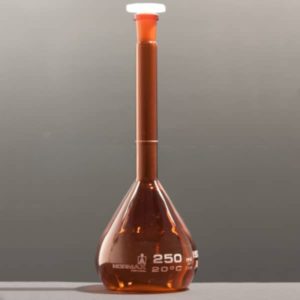VOLUMETRIC FLASK AMBER 250ml