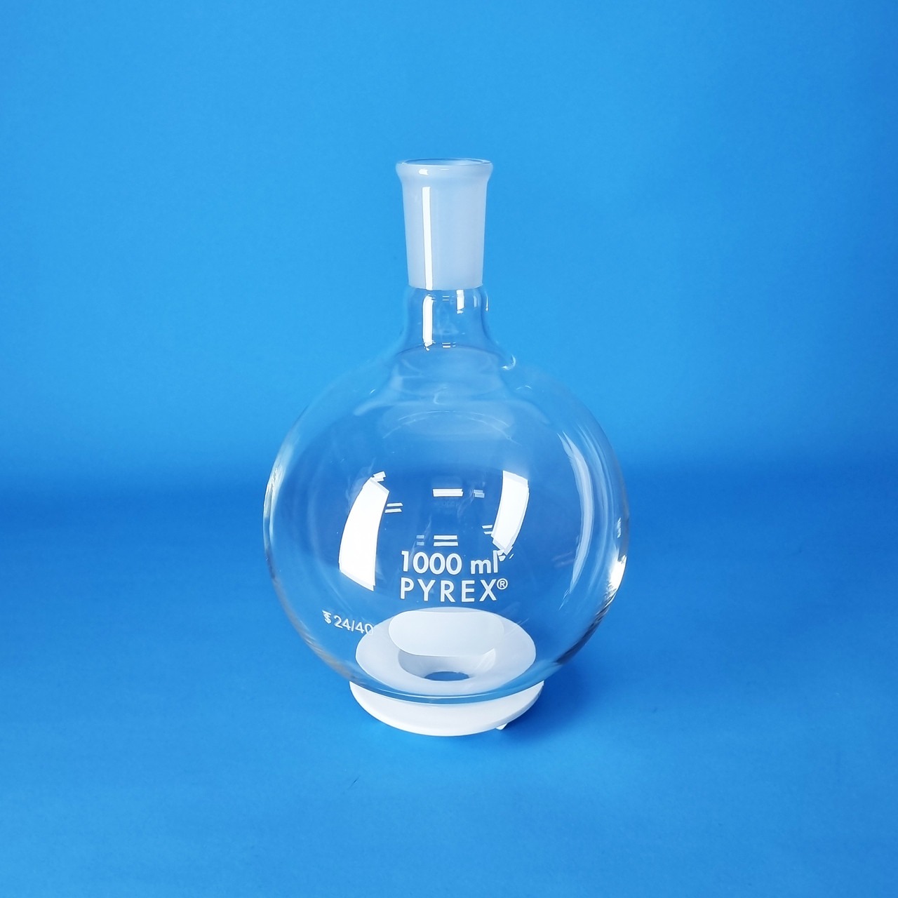 PYREX-RB-Flask-1000ml-24-40__26990-1 ROUND BOTTOM FLASK 1000ml - Image 1